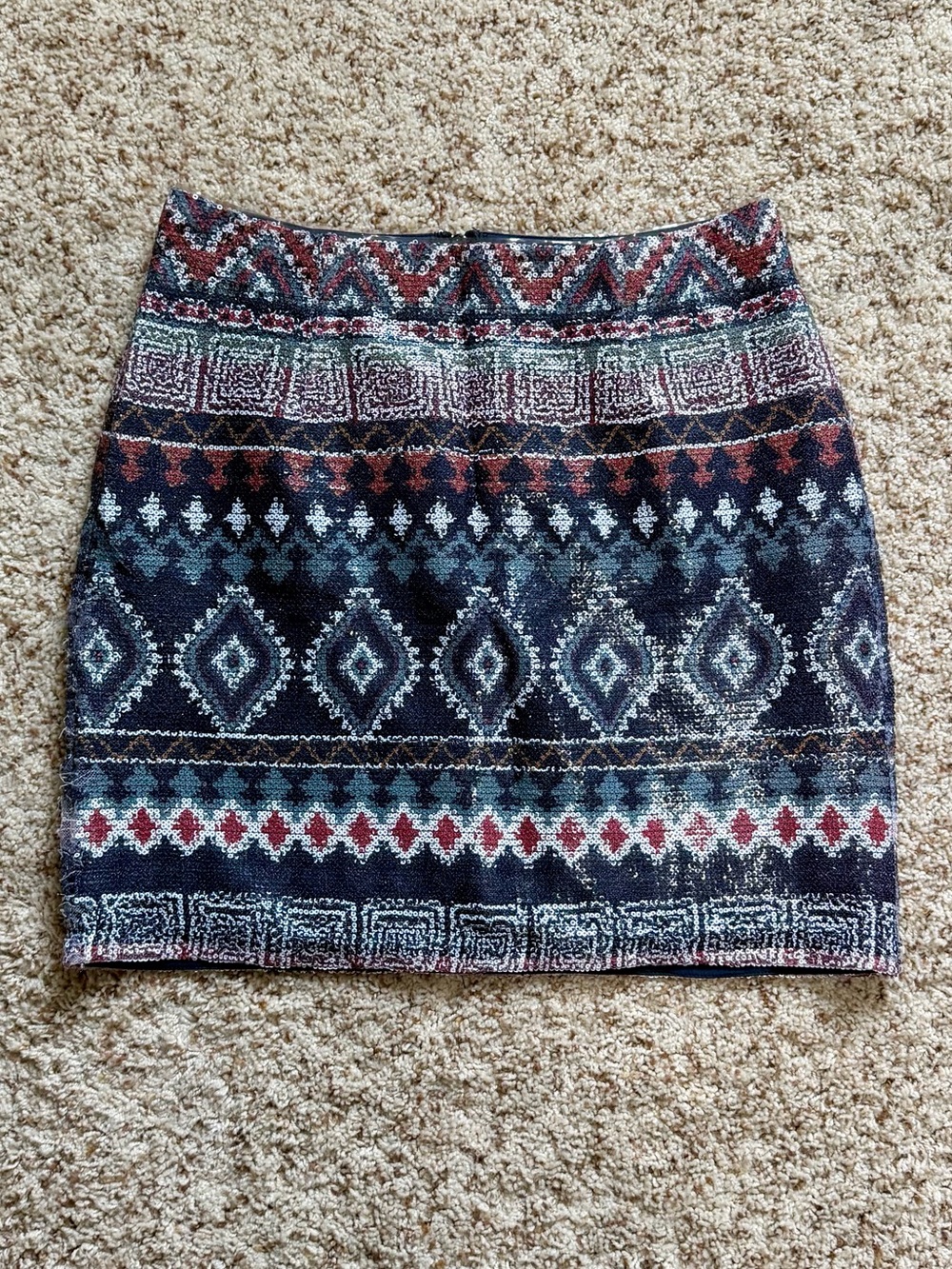 ONLY Women’s Geometric Jacquard Aztec Print Sequined Mini Skirt. Size 36. NWOT!